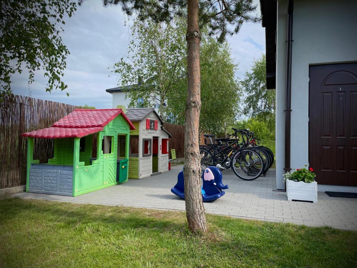 Domki Letniskowe Ratownik Sarbinowo Esterno foto