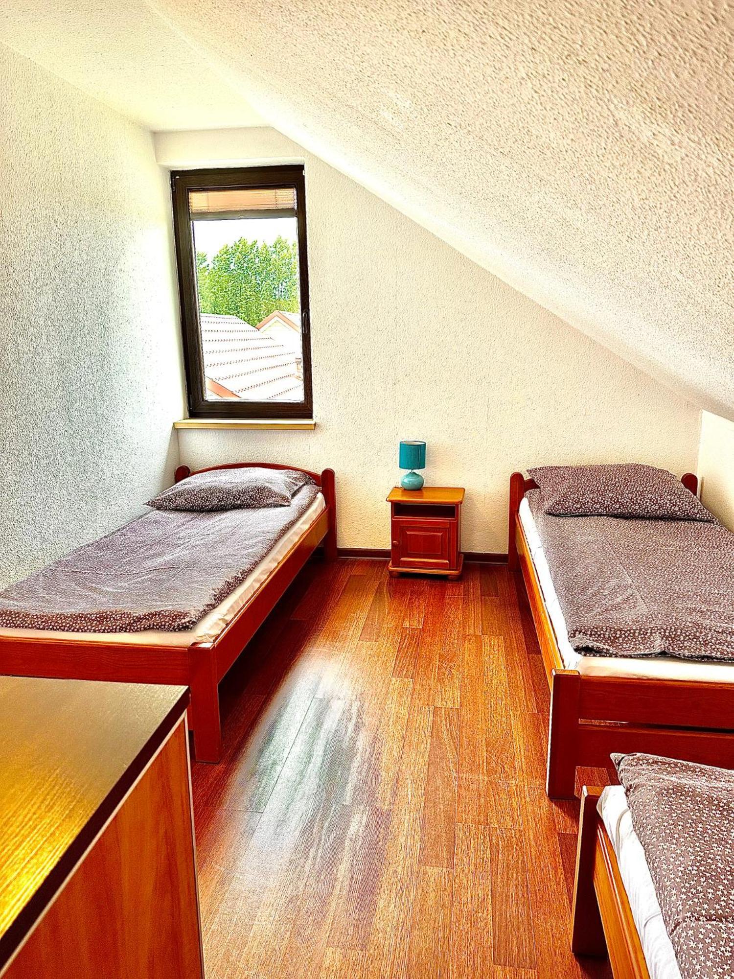 Domki Letniskowe Ratownik Sarbinowo Esterno foto